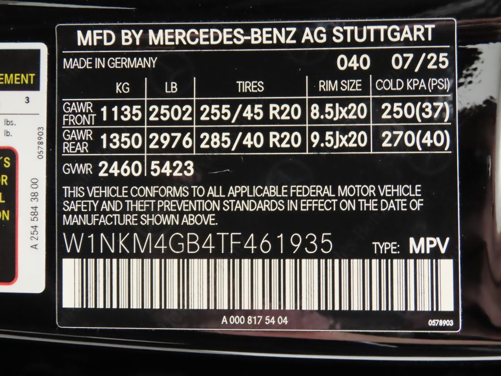 Thumbnail: 2026 Mercedes-Benz GLC - 32