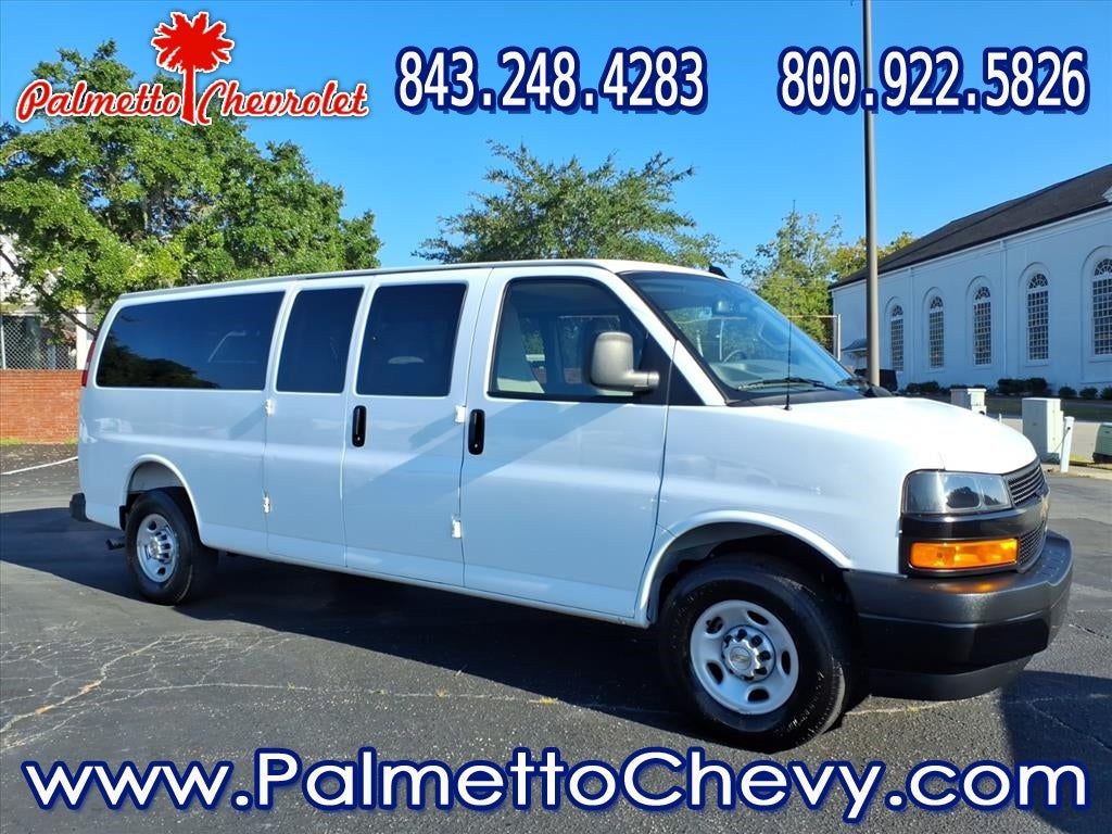 2025 Chevrolet Express 3500 LS Extended RWD