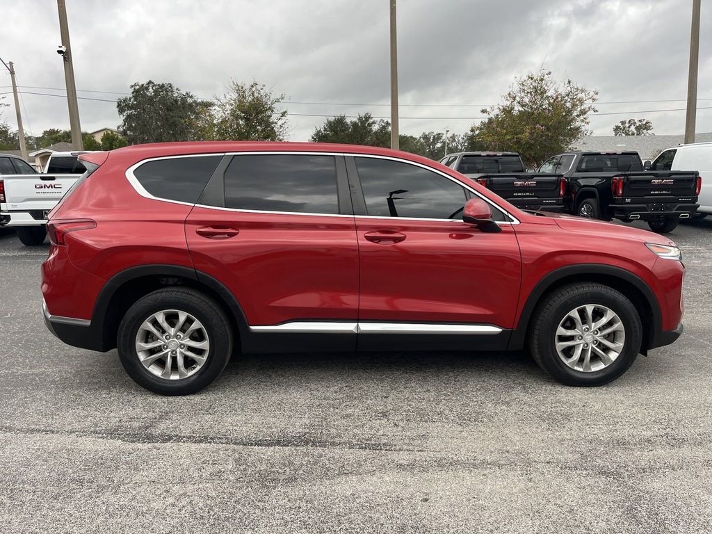 2019 Hyundai Santa Fe SE 4