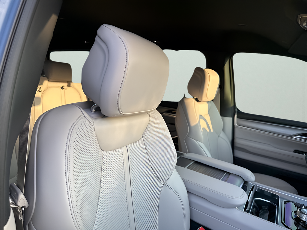 New Car 2025 Jeep Wagoneer  Base For Sale Under $70,000 In Austin, Texas