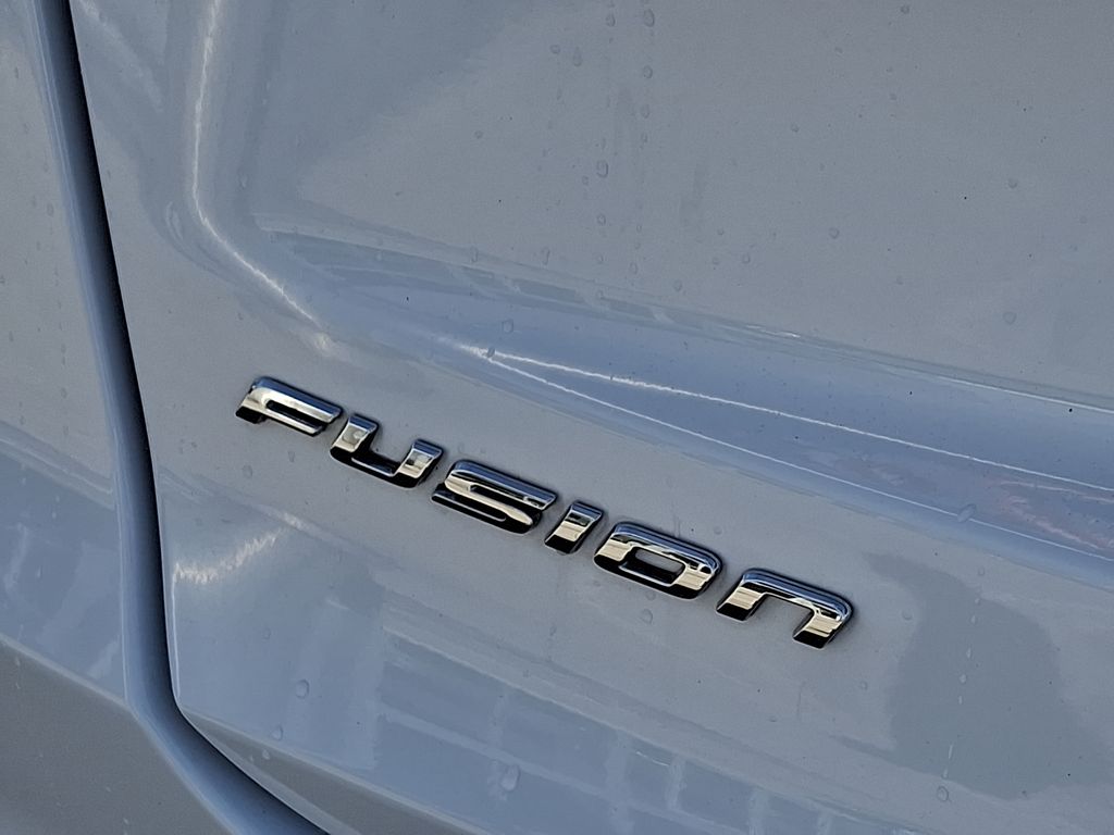 2019 Ford Fusion SEL 29