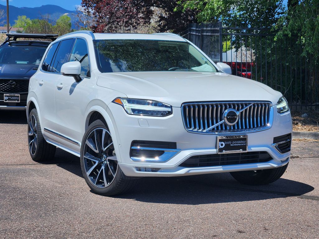 Crystal White 2023 Volvo XC90 SUV / Crossover All-Wheel Drive Automatic