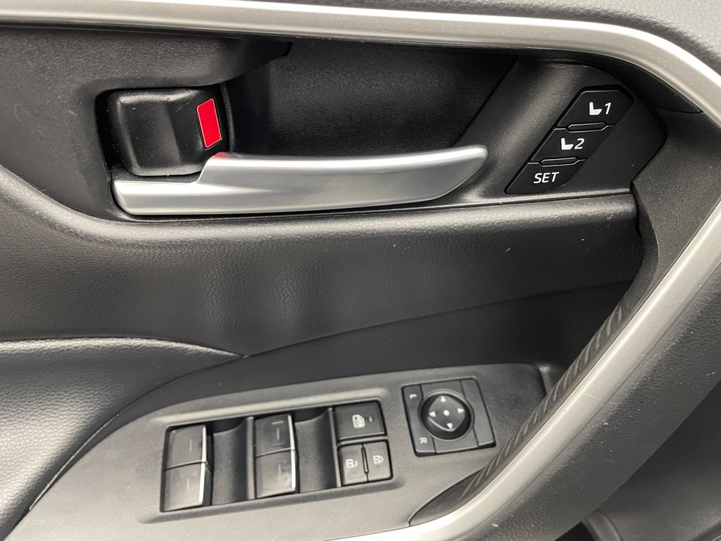 Thumbnail: 2023 Toyota RAV4 - 10