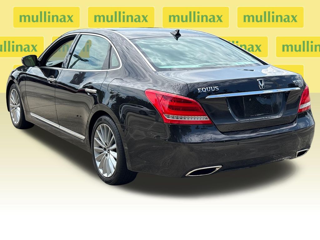 Used 2015 Gray Hyundai Signature image 10