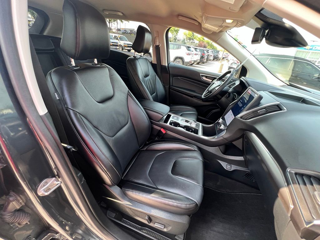 Used 2022 Ford Edge SUV
