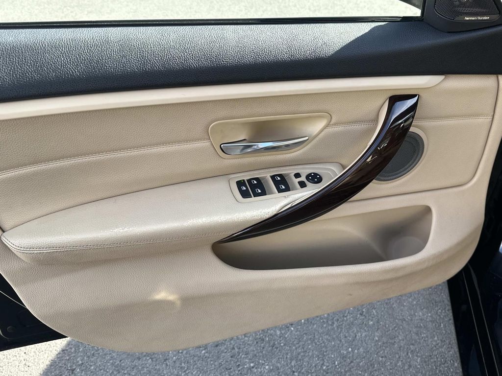 Thumbnail: 2015 BMW 4 Series - 29