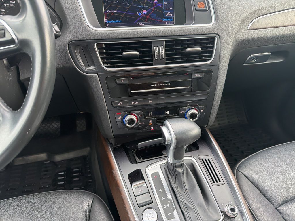 Thumbnail: 2015 Audi Q5 - 16