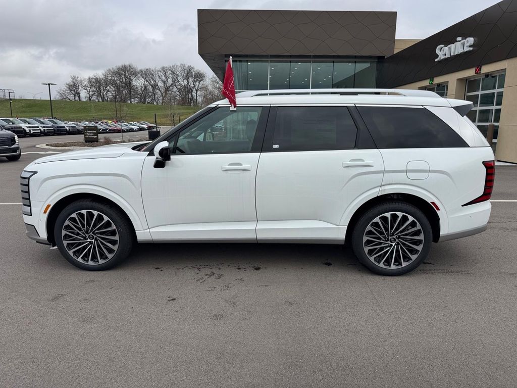New 2026 Creamy White Pearl Hyundai Calligraphy image 2