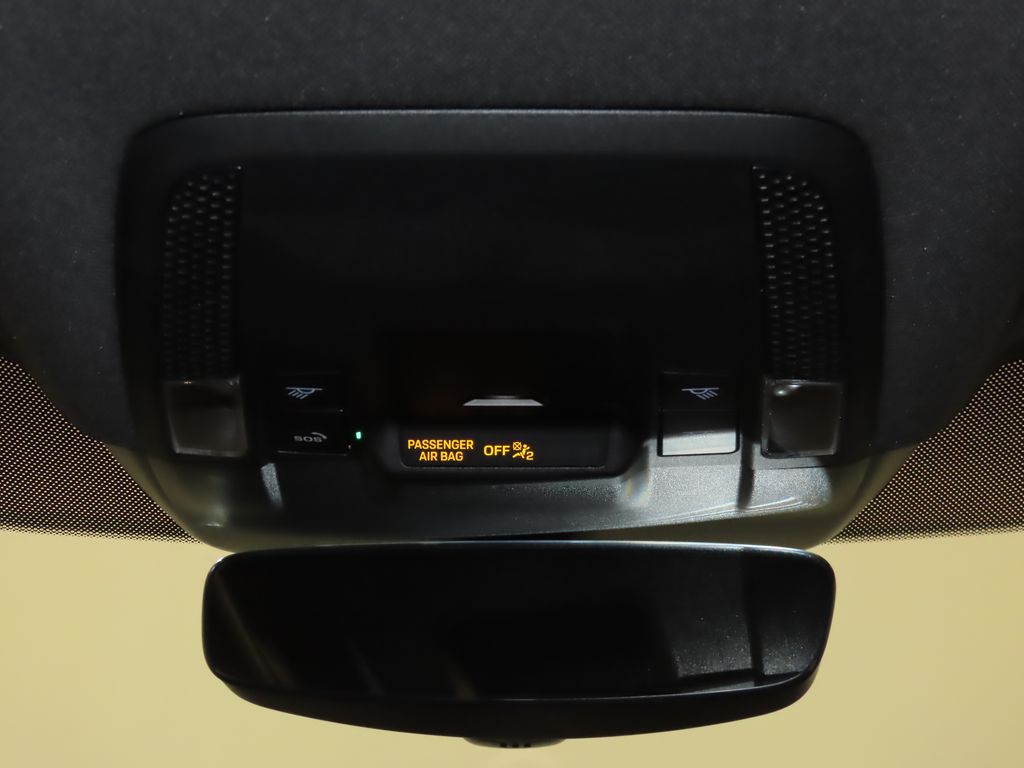 Thumbnail: 2023 Porsche Taycan - 30