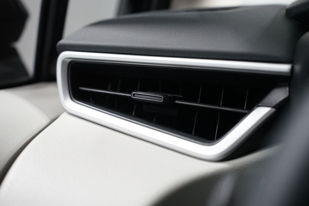 Thumbnail: 2026 Toyota Corolla - 24