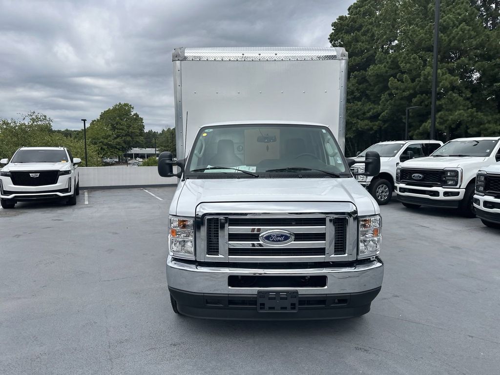 2025 Ford E-350SD Base 2