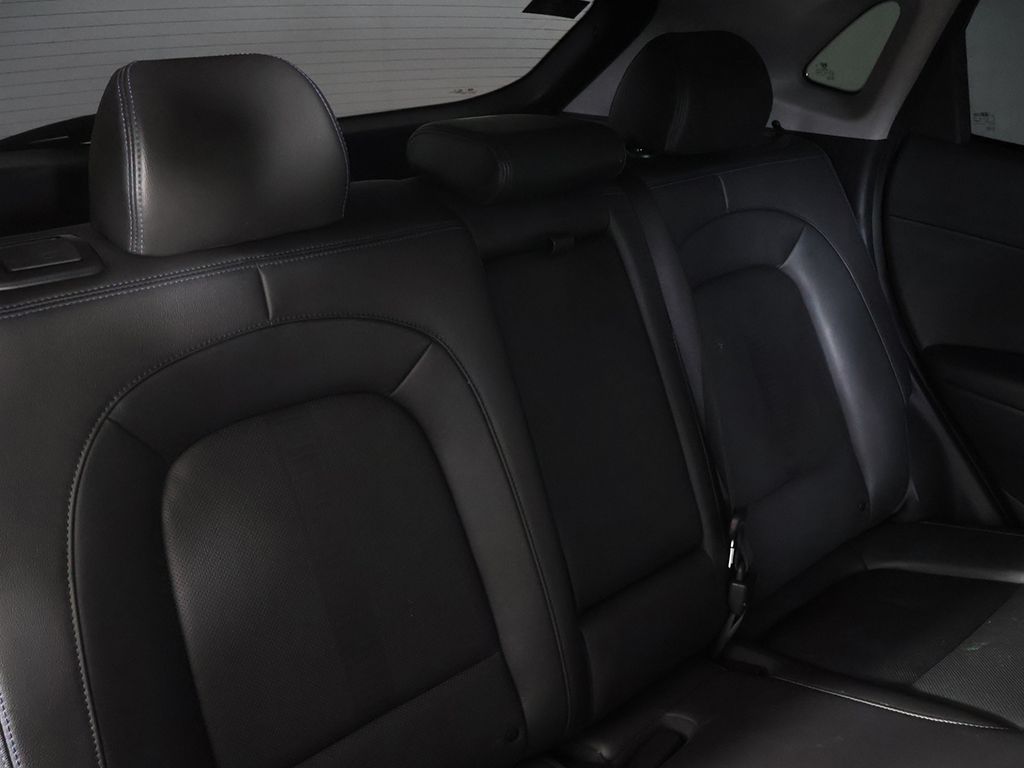 Used 2022 Black Hyundai Limited image 34