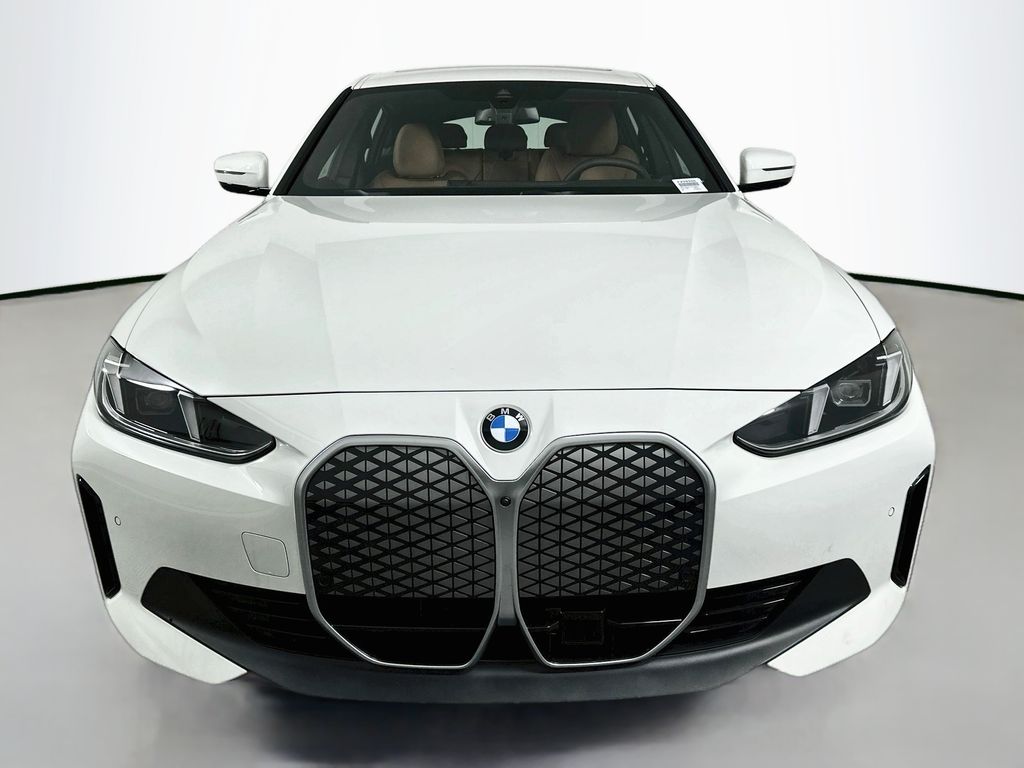 Thumbnail: 2026 BMW i4 - 2