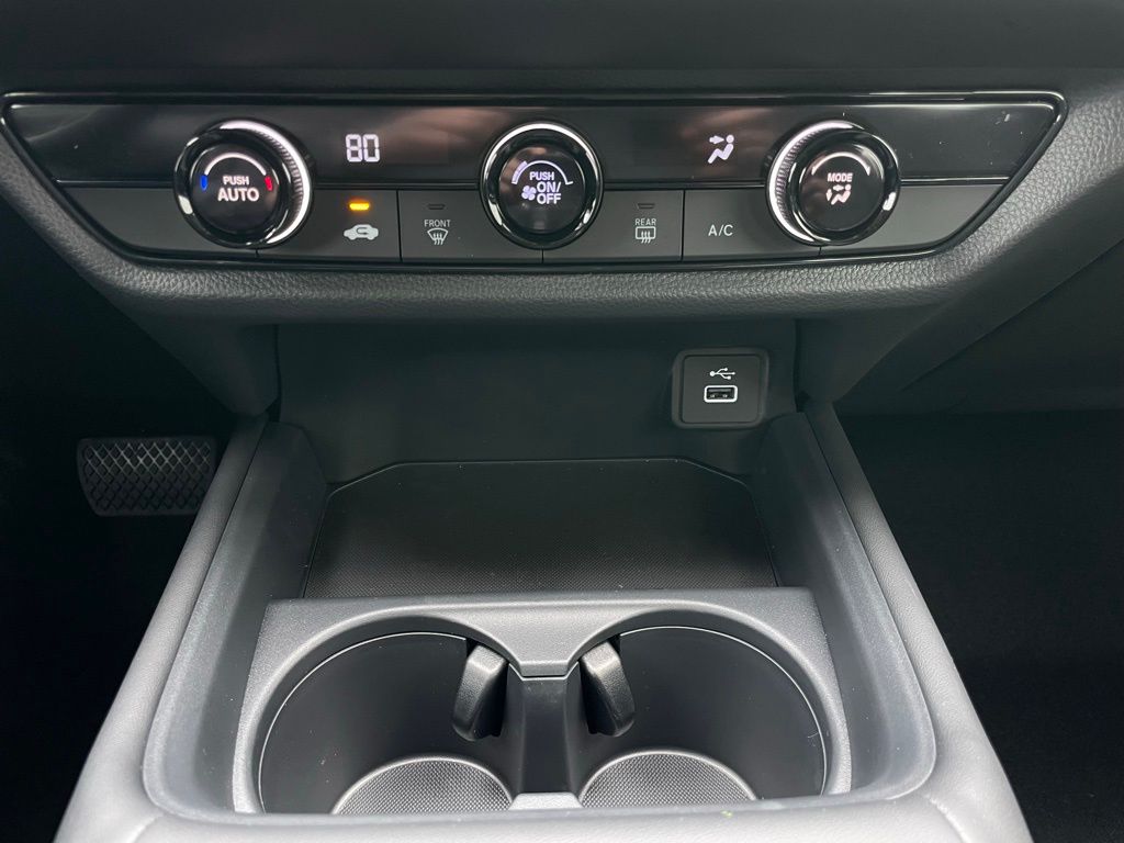 2025 Honda HR-V LX 18