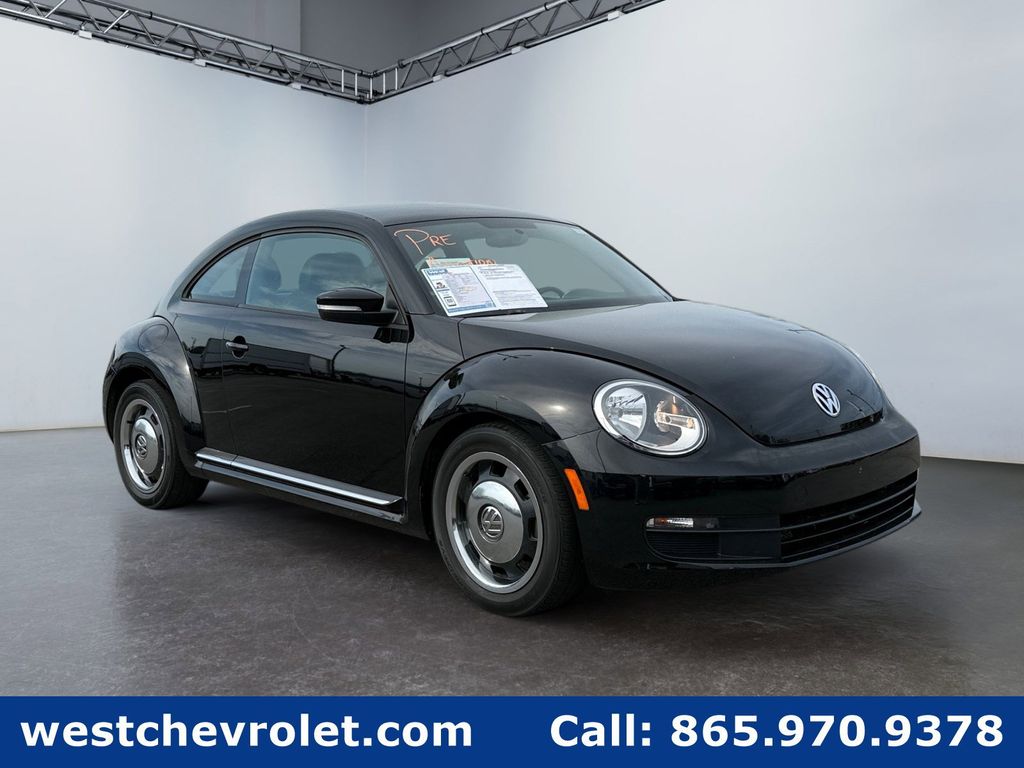 Black Uni 2012 Volkswagen Beetle 2.5L Hatchback Front-Wheel Drive 6-Speed Automatic