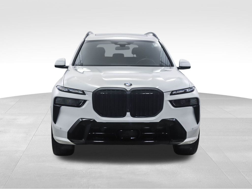 Thumbnail: 2024 BMW X7 - 8