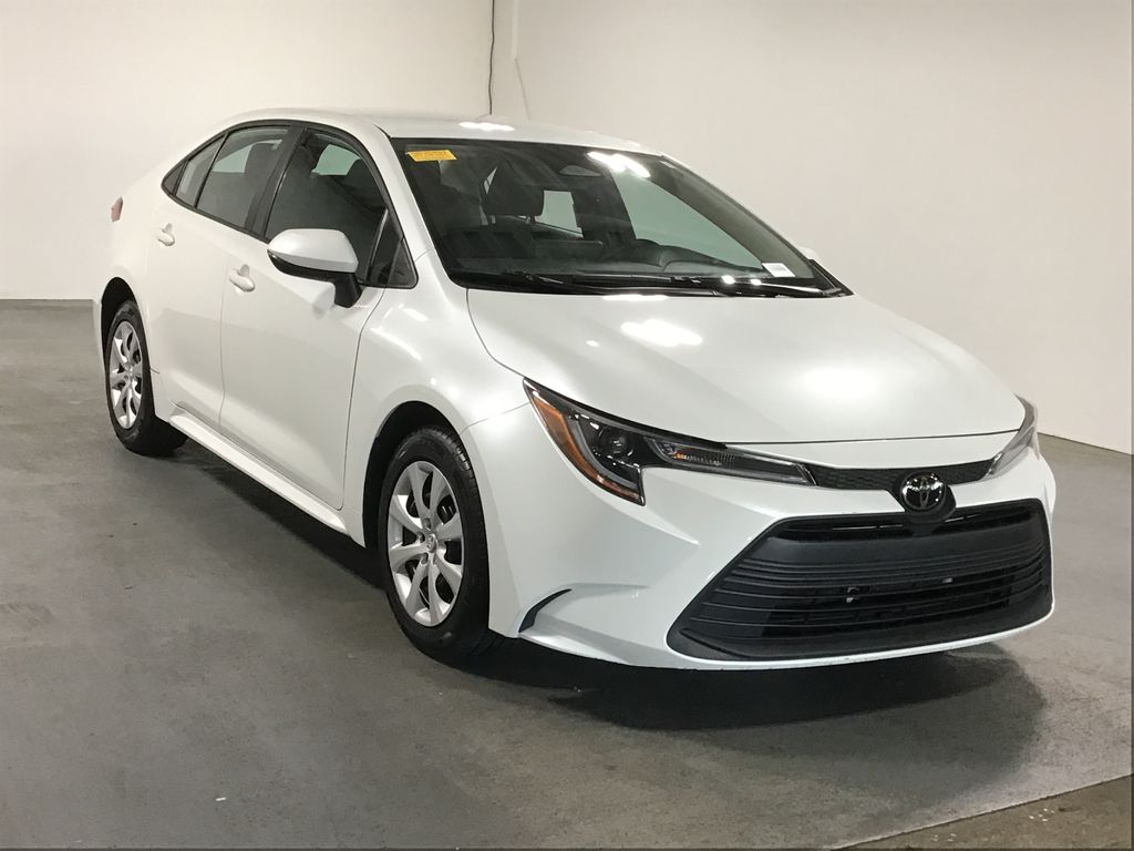 Thumbnail: 2024 Toyota Corolla - 3