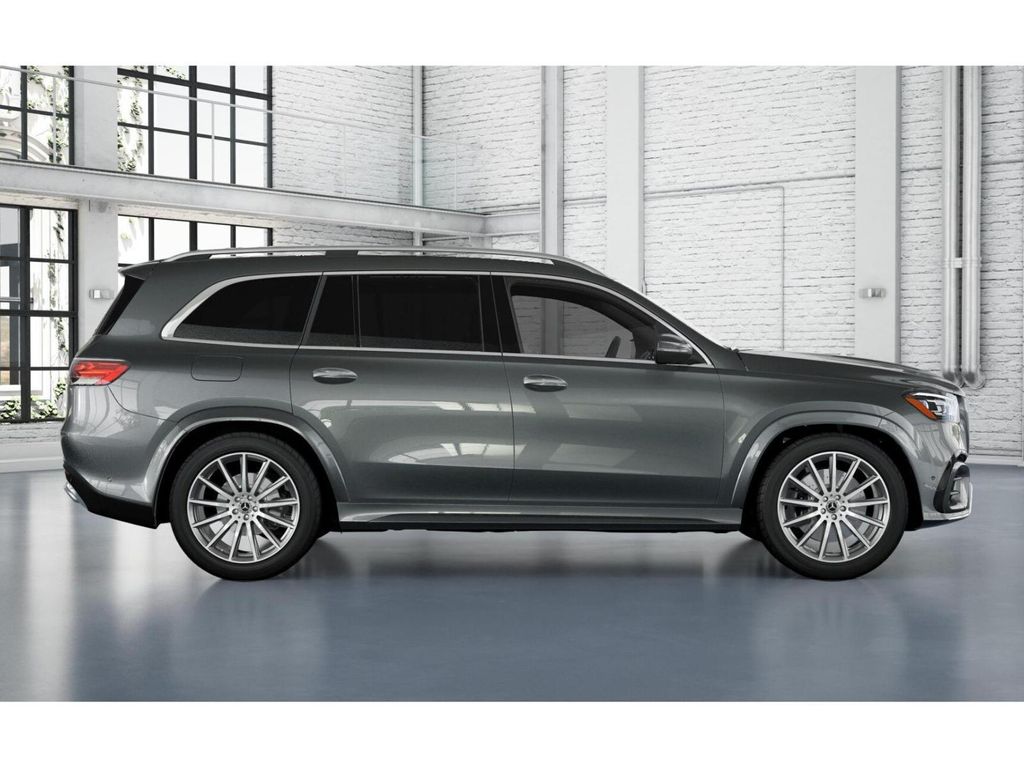 2025 Mercedes-Benz GLS 450 4MATIC 2