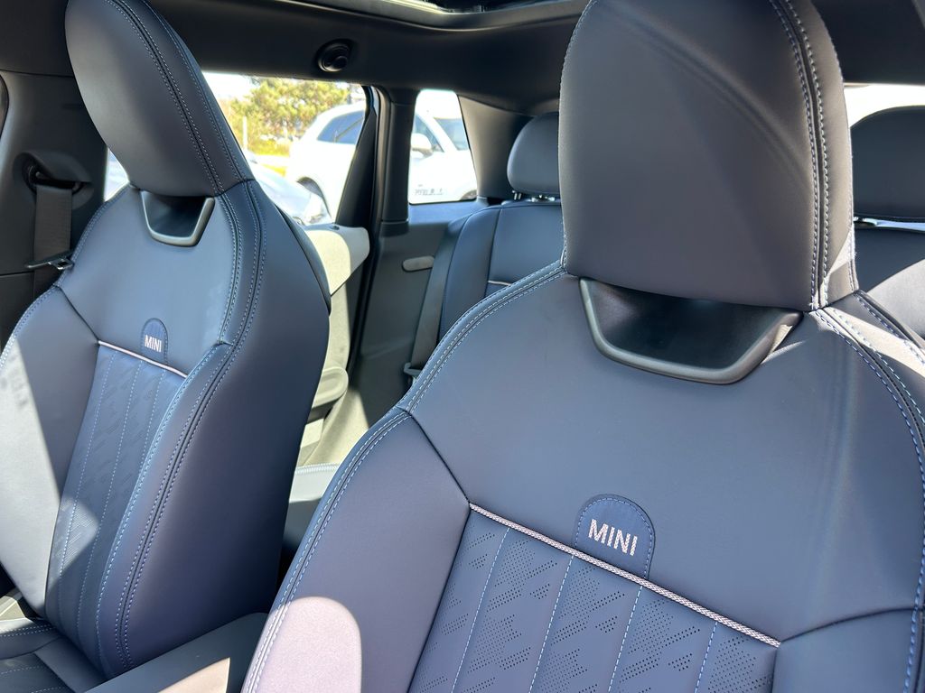 Thumbnail: 2026 MINI Cooper - 14