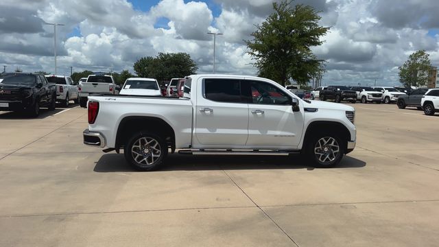 New 2026 White GMC SLT image 2