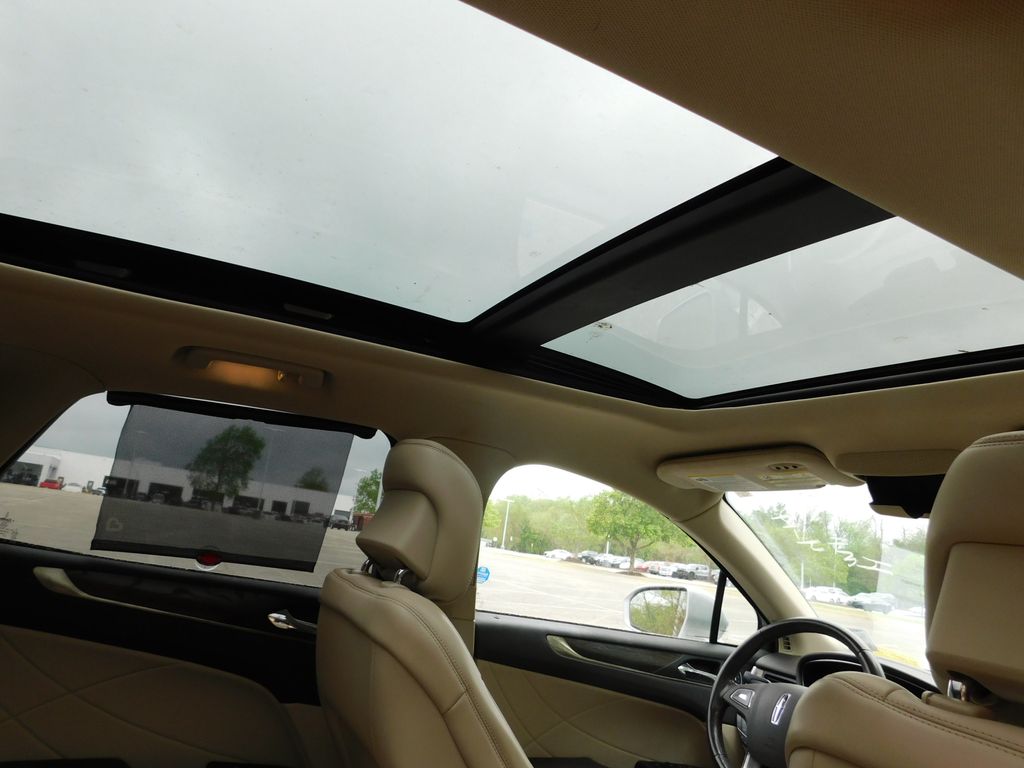 Thumbnail: 2018 Lincoln MKC - 6