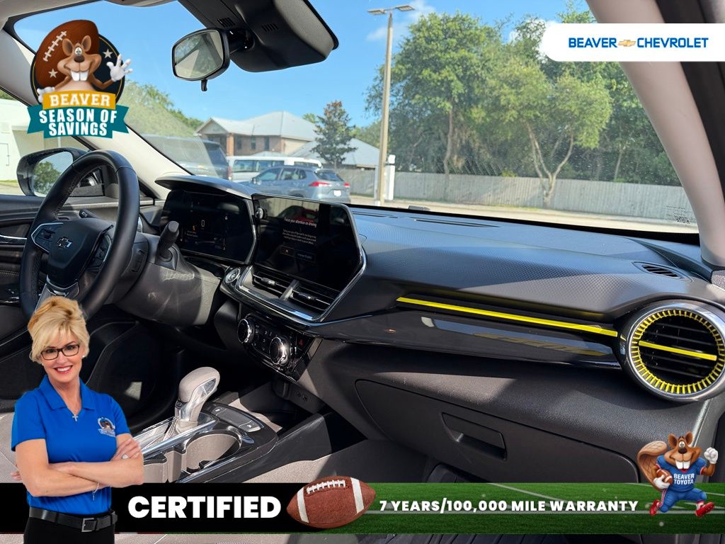 Used 2024 Chevrolet Trax SUV