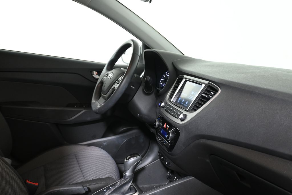 Thumbnail: 2022 Hyundai Accent - 8