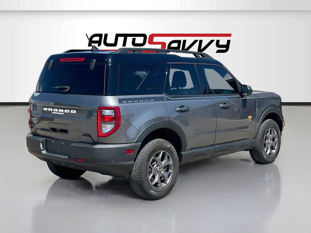Used 2024 Gray Ford Badlands image 7