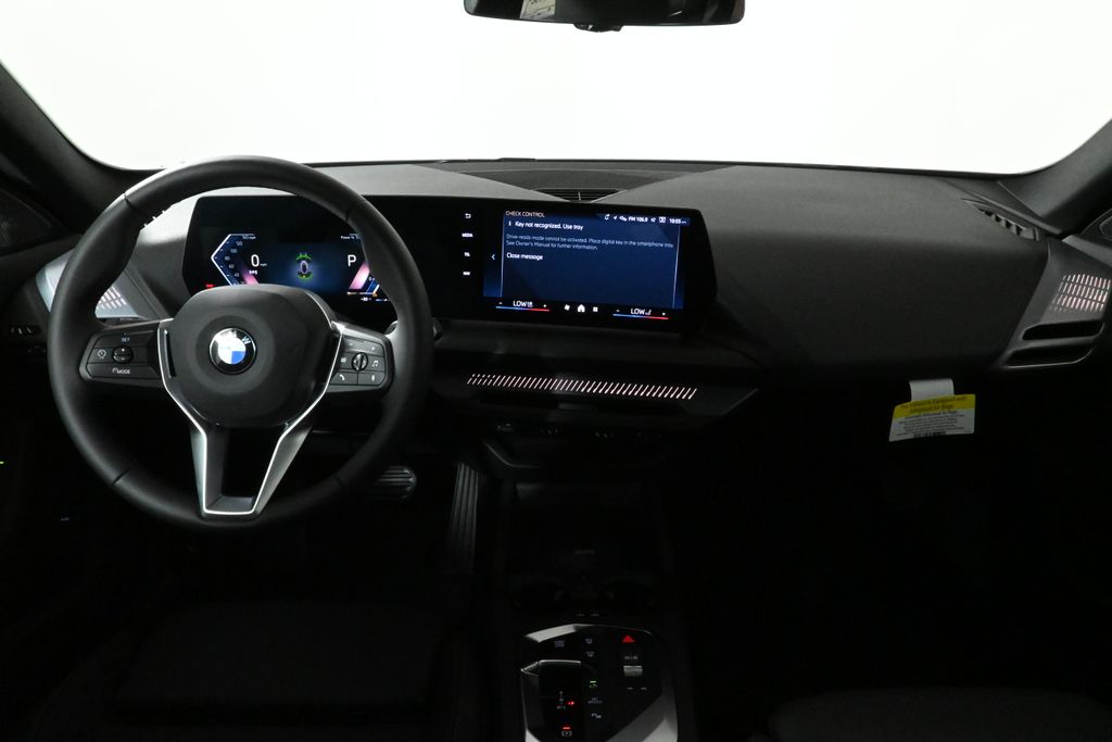 Thumbnail: 2025 BMW 2 Series - 17
