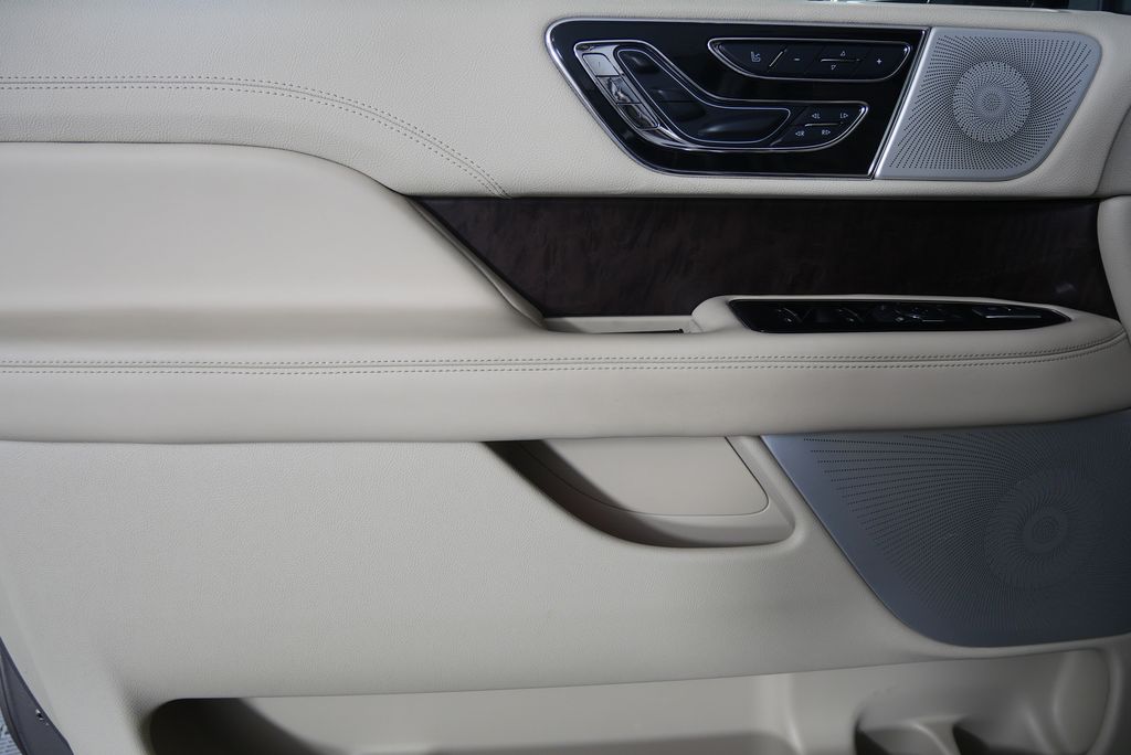 2020 Lincoln Navigator Reserve 9