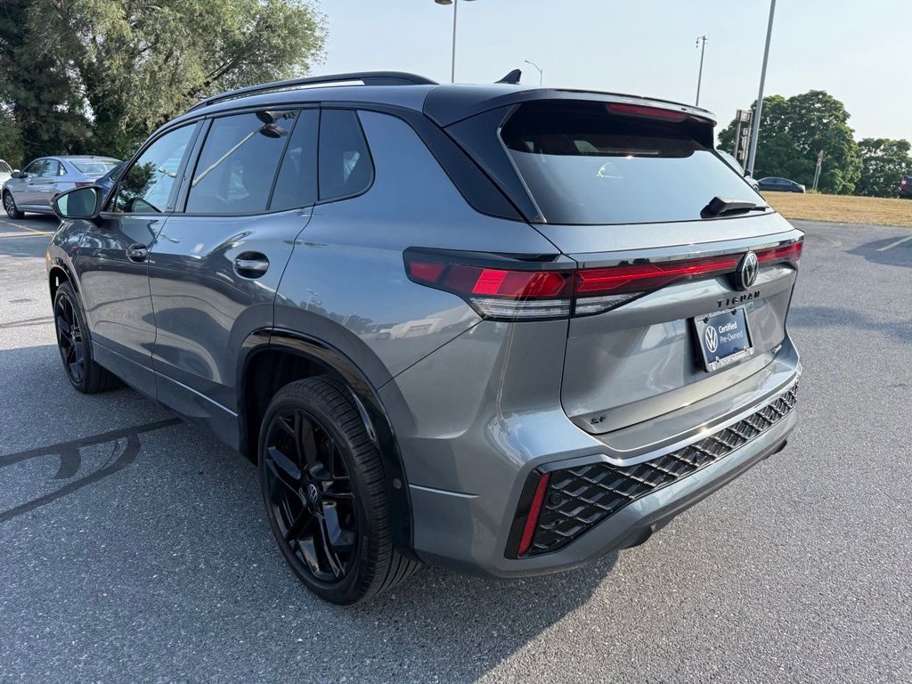 2025 Volkswagen Tiguan 2.0T SE R-Line Black Gray at Sutliff Volkswagen