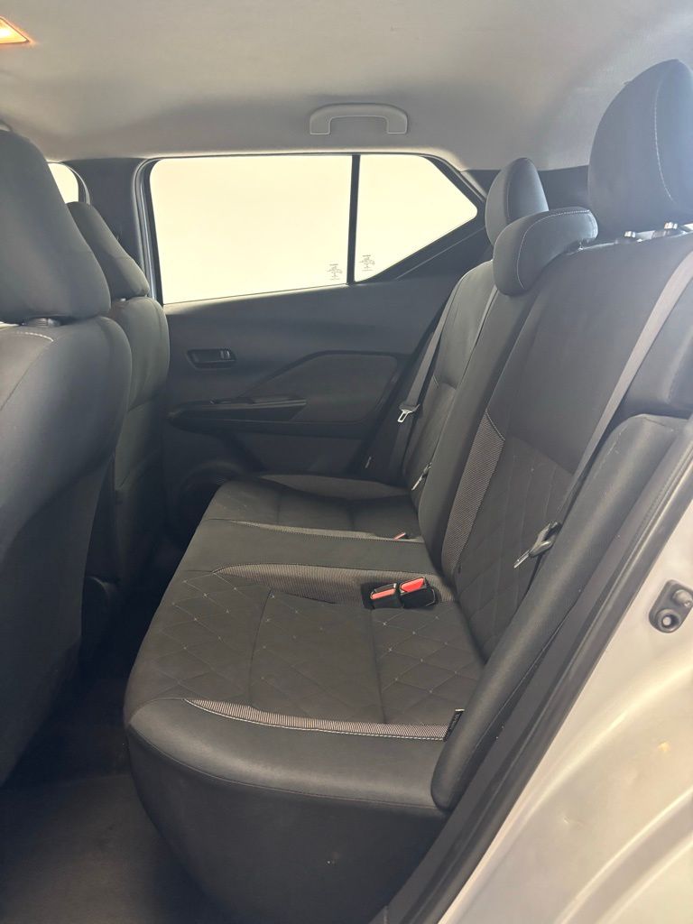 Used 2020 Nissan Kicks SUV