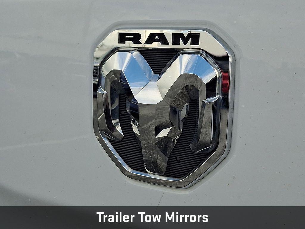2022 Ram 1500 Big Horn/Lone Star White at Grove City Ford