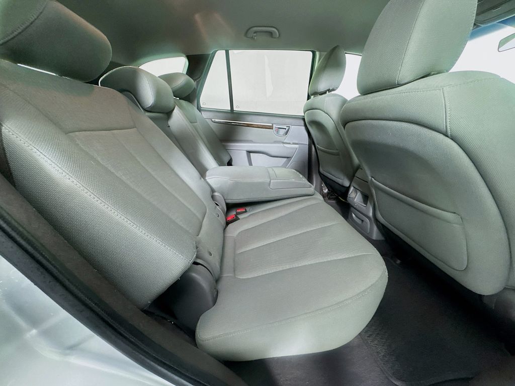 Used Car 2011 Hyundai Santa Fe  Gls For Sale Under $10,000 In Austin, Texas