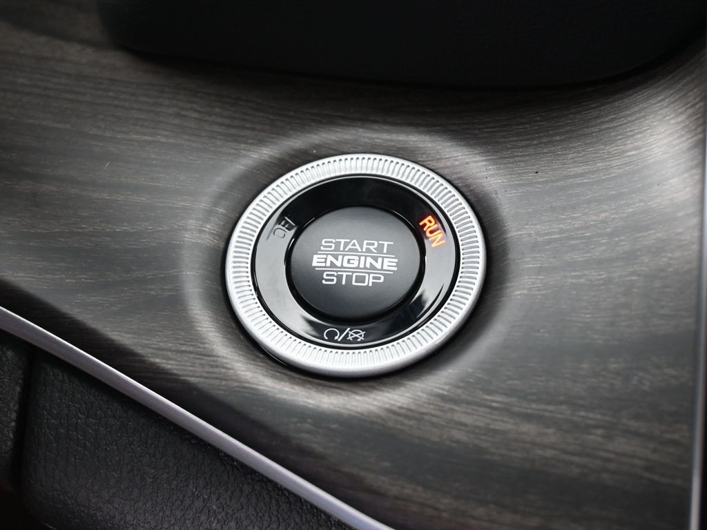 New 2025 Silver Zynith Jeep Limited image 27