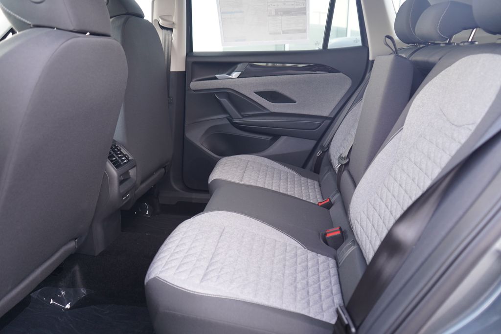 Thumbnail: 2026 Volkswagen Tiguan - 7