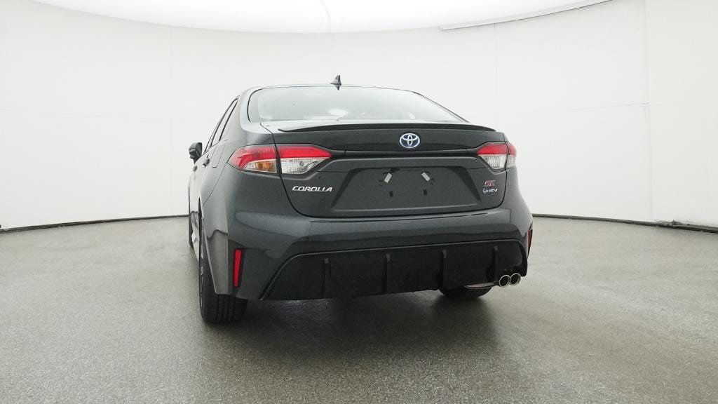 2025 Toyota Corolla SE 18