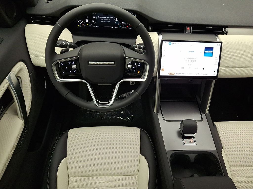 Thumbnail: 2026 Land Rover Discovery Sport - 8