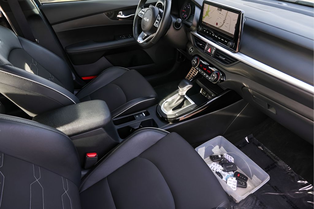 Used Car 2023 Kia Forte  Gt-line For Sale Under $25,000 In Austin, Texas