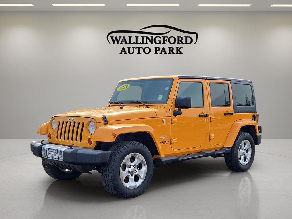 2013 Jeep Wrangler Unlimited Sahara 4WD