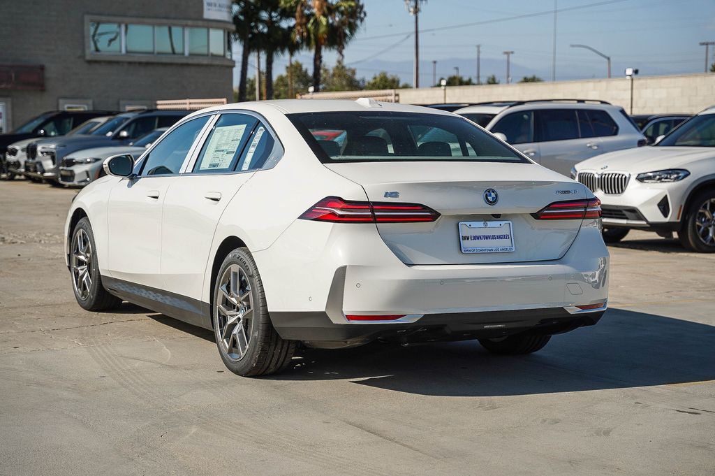 2024 BMW i5 eDrive40 6