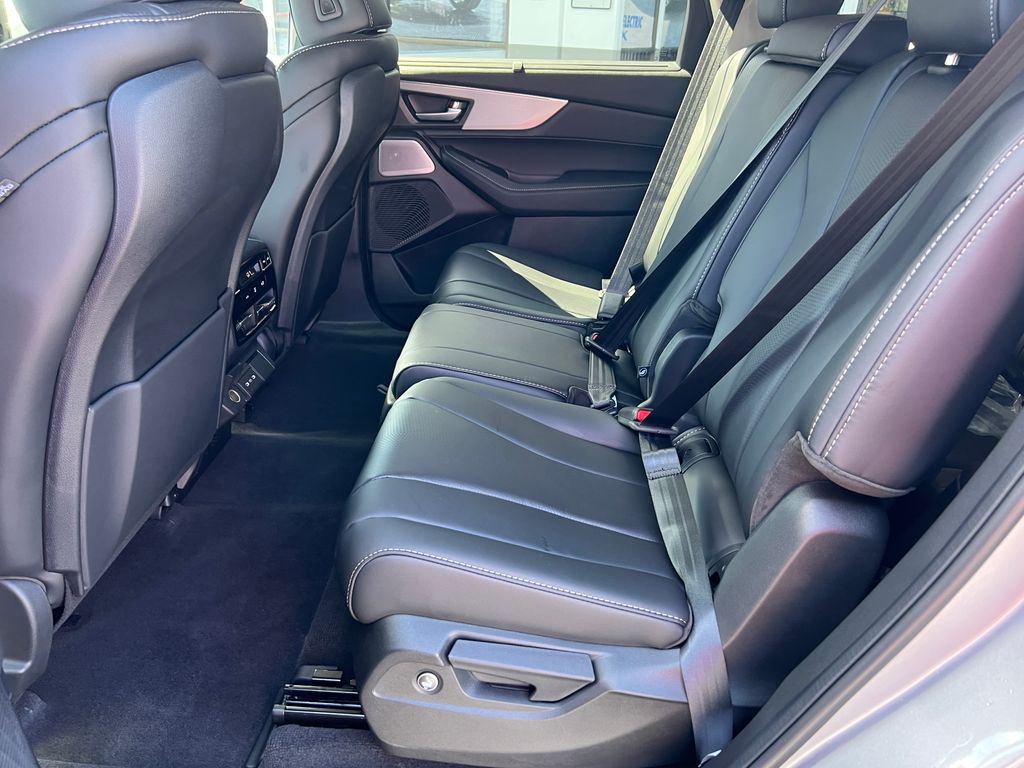 Thumbnail: 2026 Acura MDX - 29