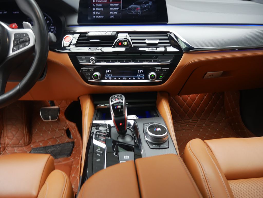 Thumbnail: 2020 BMW M5 - 23