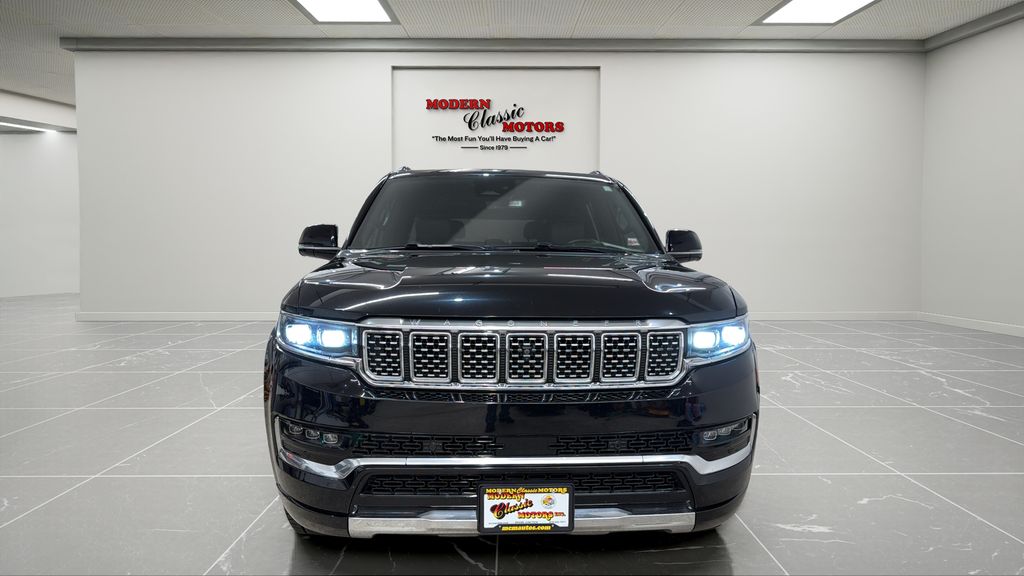View vehicle photo 2