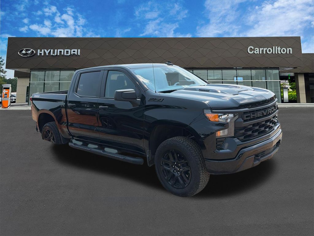 Used 2025 Black Chevrolet Custom Trail Boss image 4