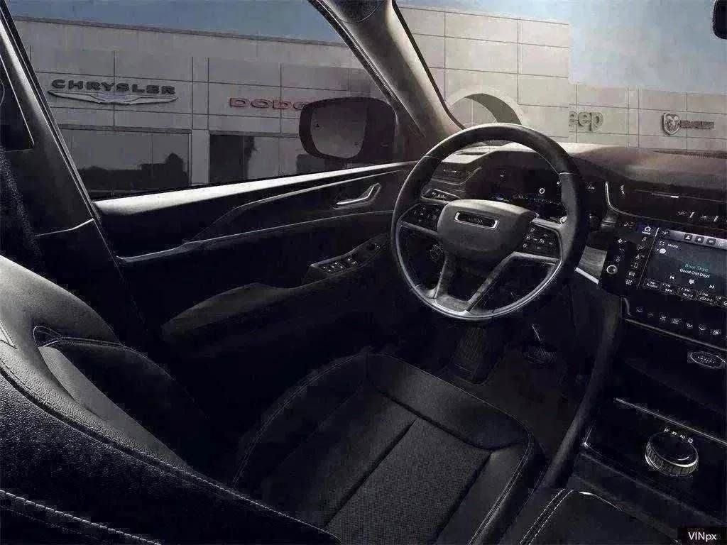 New 2026 Jeep Grand Cherokee SUV