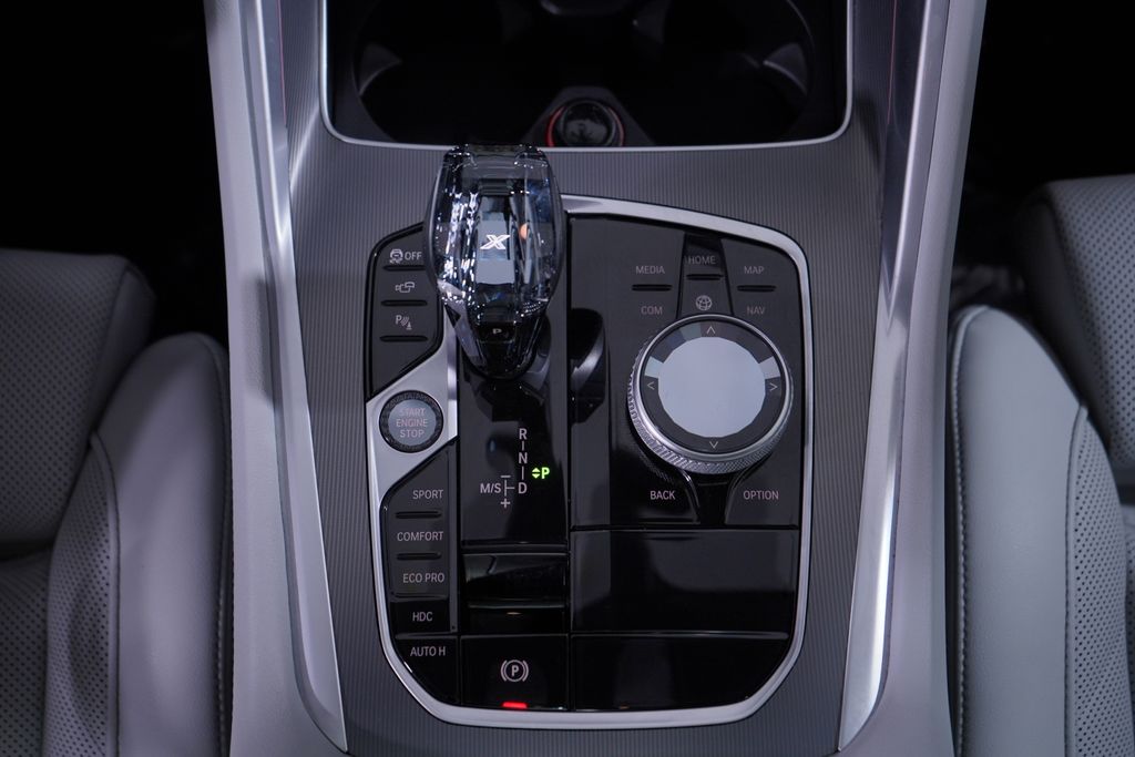 Thumbnail: 2023 BMW X6 - 14