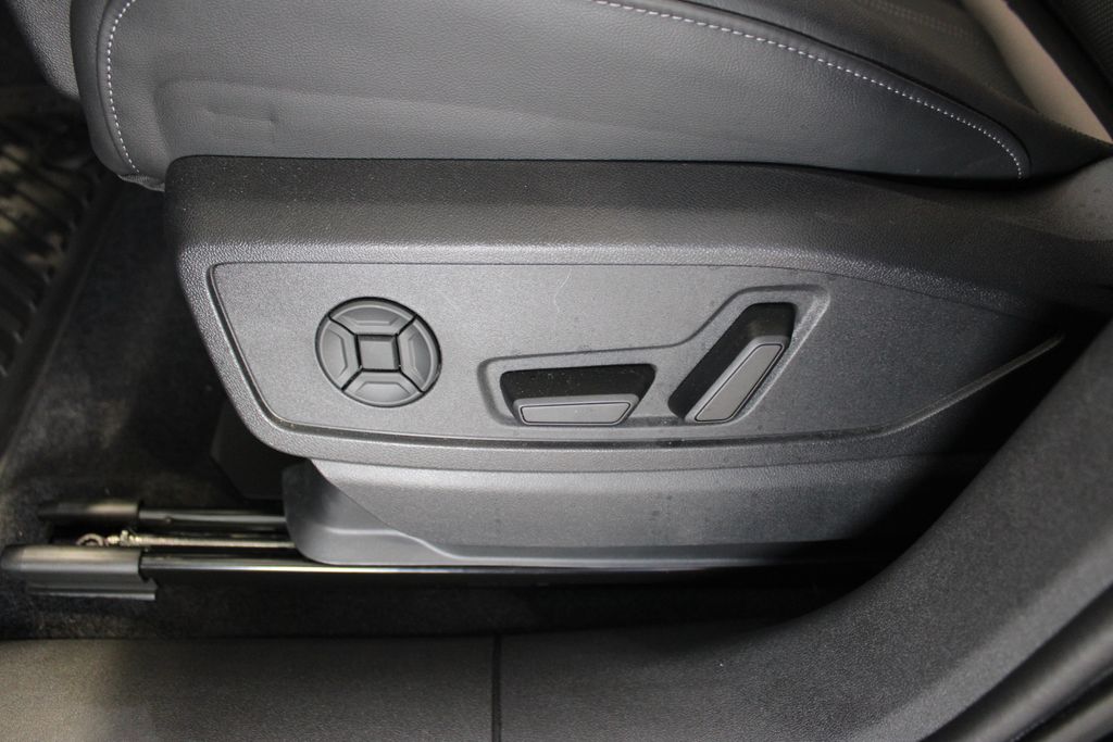 New 2025 Black Audi 2.0T Premium Plus image 27