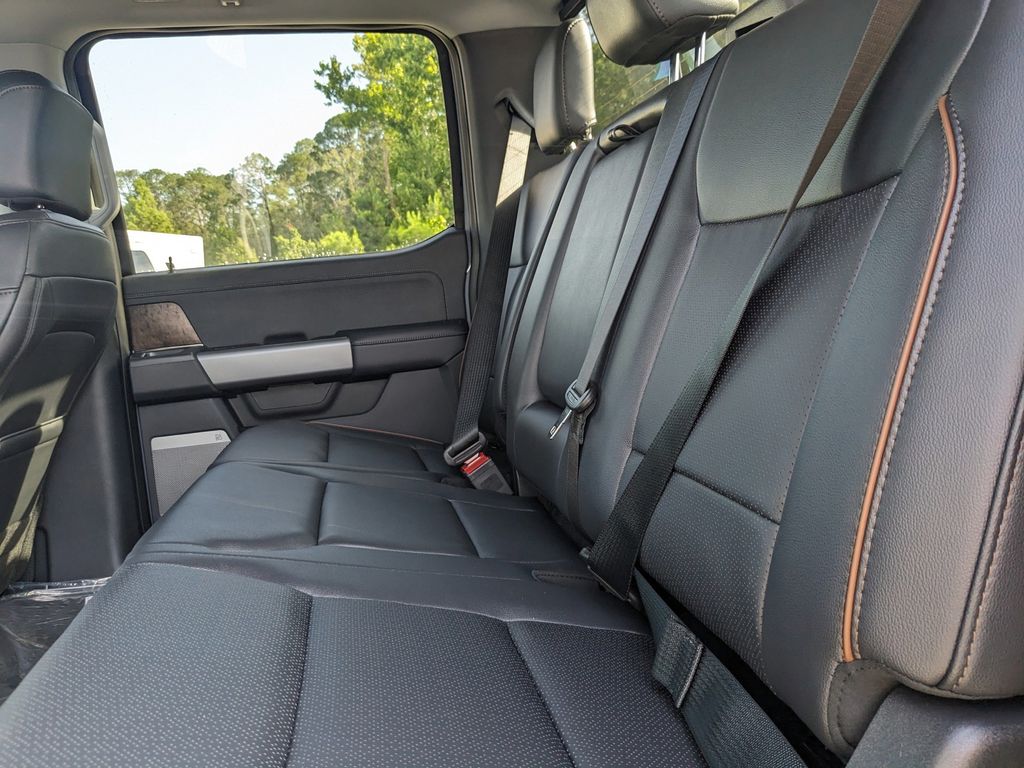 2025 Ford F-250 Super Duty Lariat