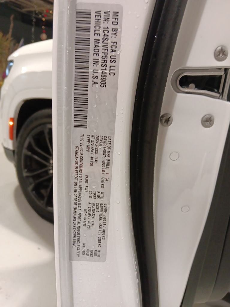 Used 2024 White Jeep Series II image 10